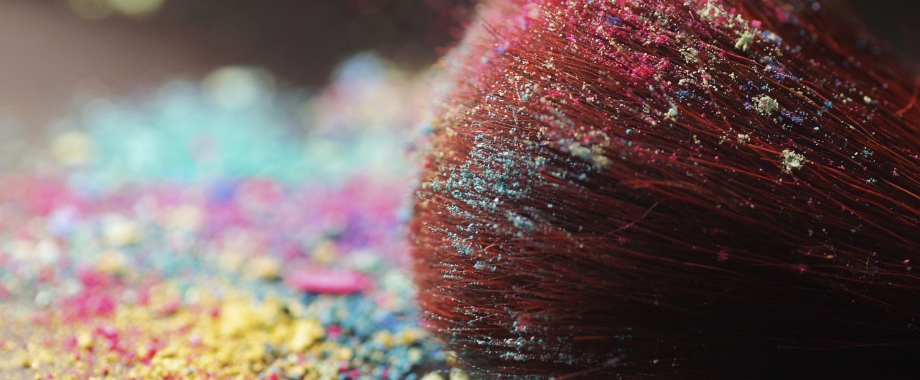 Makeup brush with eyeshadow