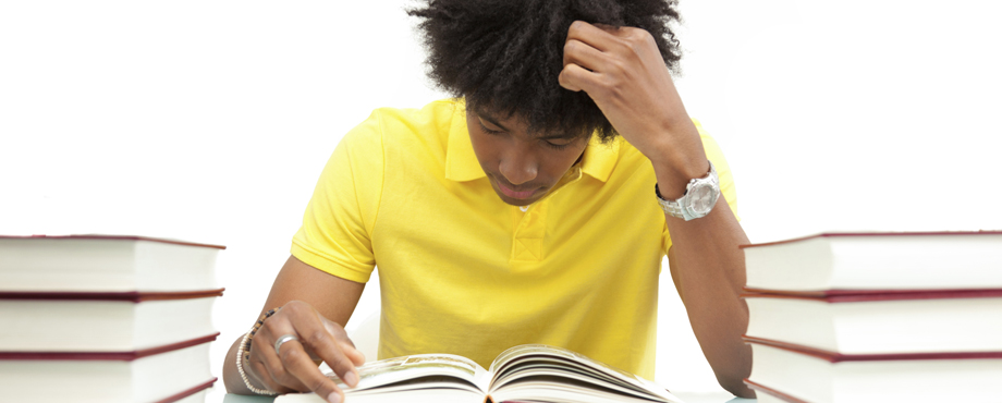 Our college blogger Dr. Shante Bishop shares key strategies to help college students overcome procrastination.