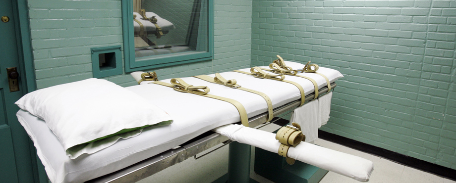 An Oklahoma death row inmate died of a heart attack after an execution using a new drug combination goes wrong.