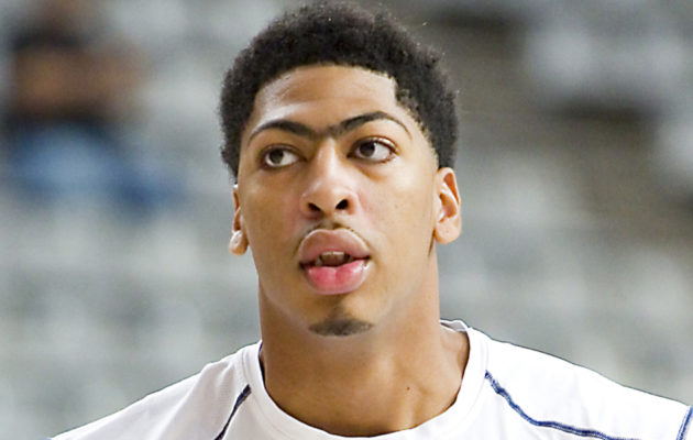 Anthony Davis Wears 'That's All Folks' Shirt to Pelicans Final Game